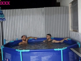 Straight lads Magic Javi and Jesus Sanchezx have a hot naked bath scene.